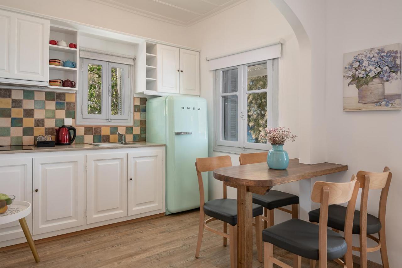 Four Seasons Hydra Luxury Suites Zewnętrze zdjęcie
